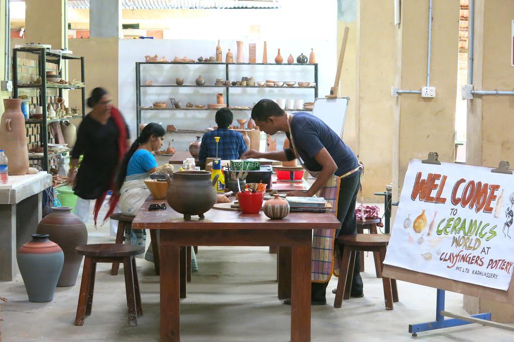 Clayfingers Art Cottage Thrissur ห้อง รูปภาพ