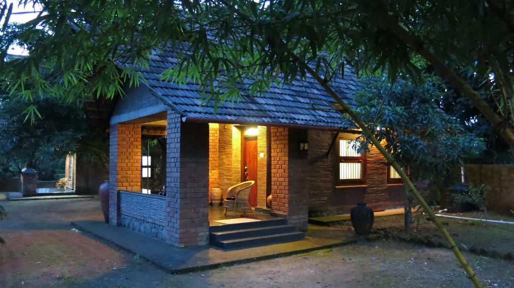 Clayfingers Art Cottage Thrissur ห้อง รูปภาพ